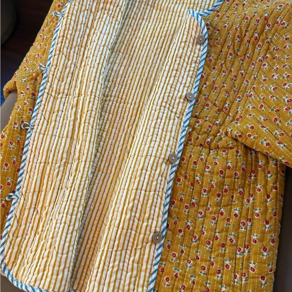 Floral Quilted Jacket with Blue Trim - Picture 8 of 8